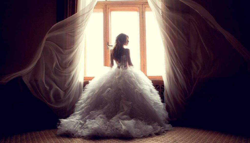 2025 Wedding Dress Trends You Should Know