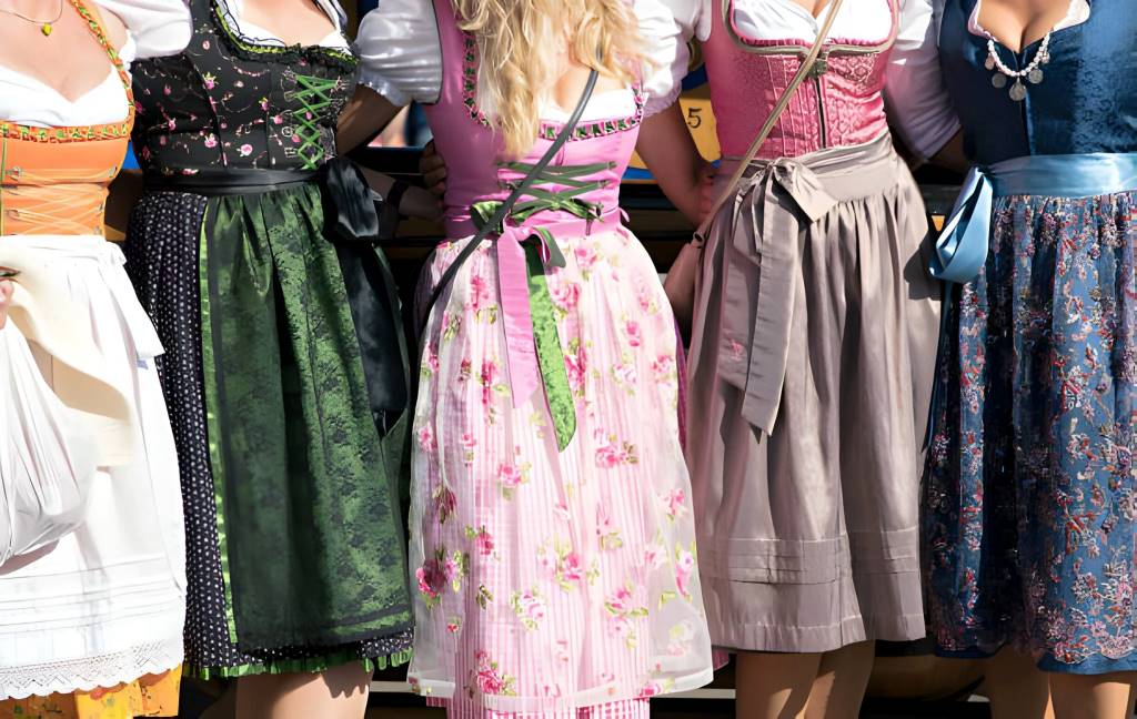 Tips for Choosing Comfortable and Stylish Dirndl Footwear